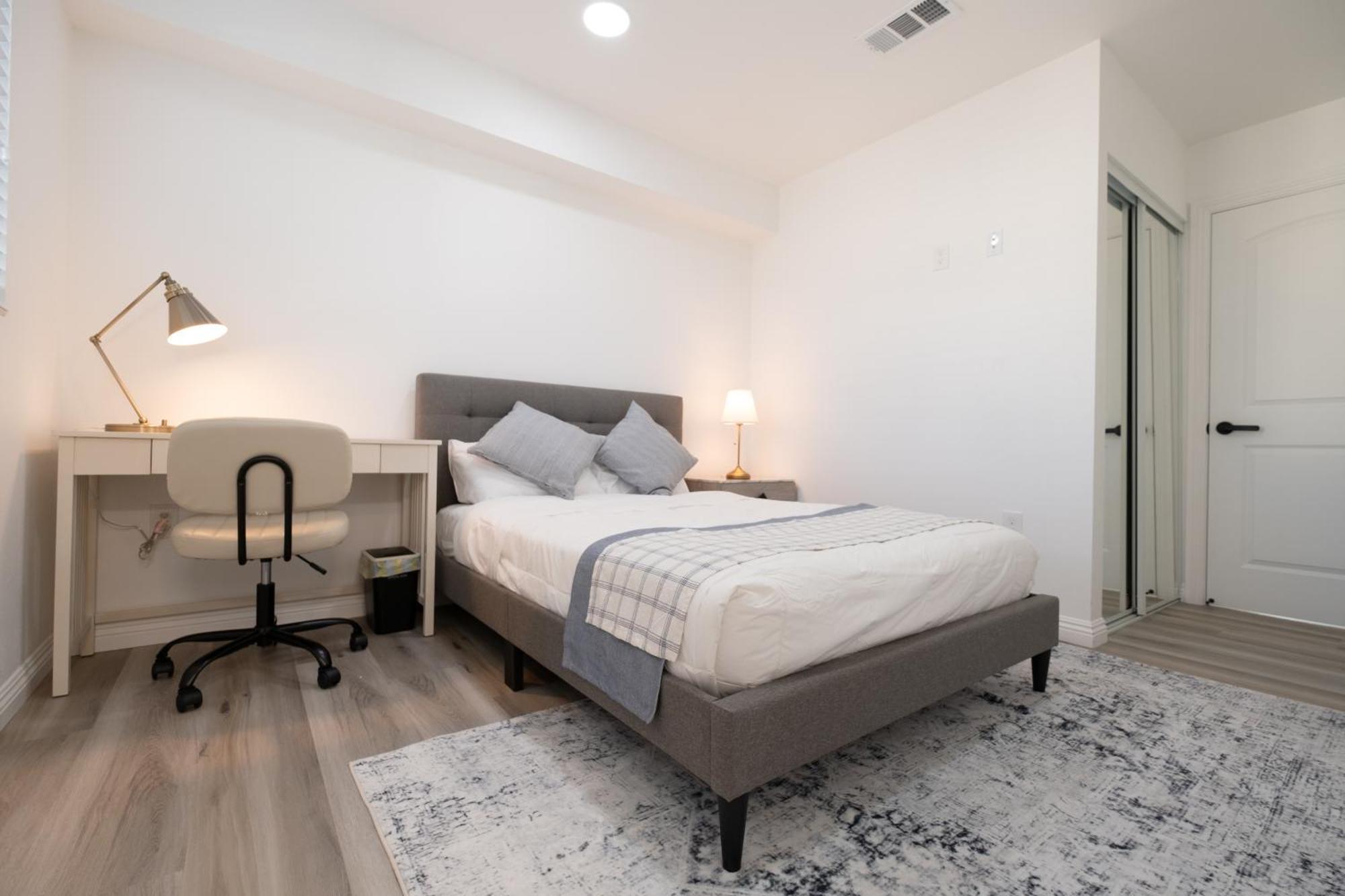 Hotel Cozy La Near Usc And Downtown Attractions- Private With Shared Access Los Ángeles