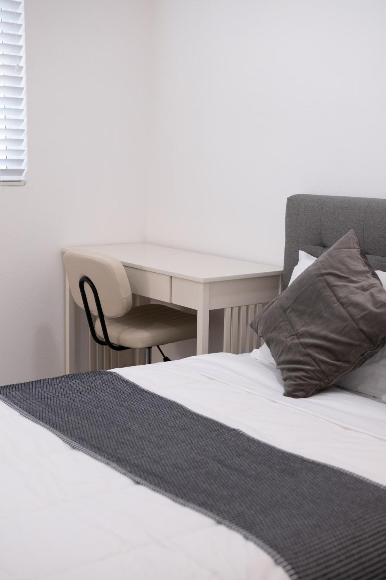 Cozy La Near Usc And Downtown Attractions- Private With Shared Access Los Ángeles